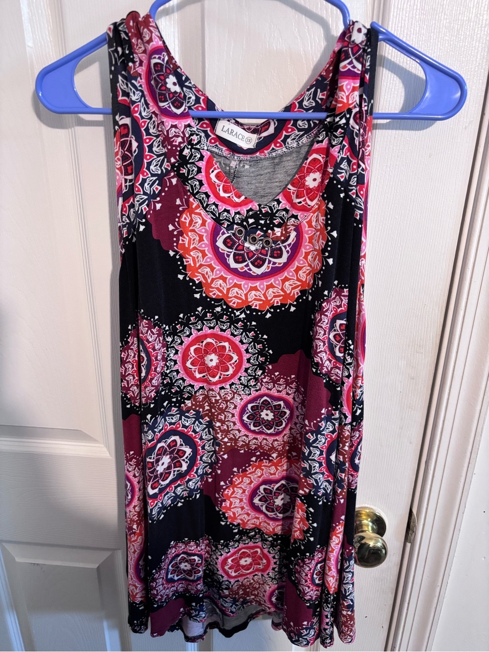 Larance Pink & Black Medallion Scoop-Neck Tank